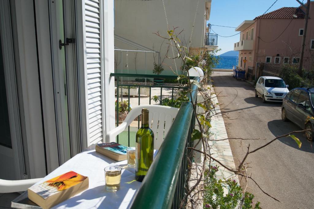 Konstantinos Apartments Agia Efimia Cameră foto